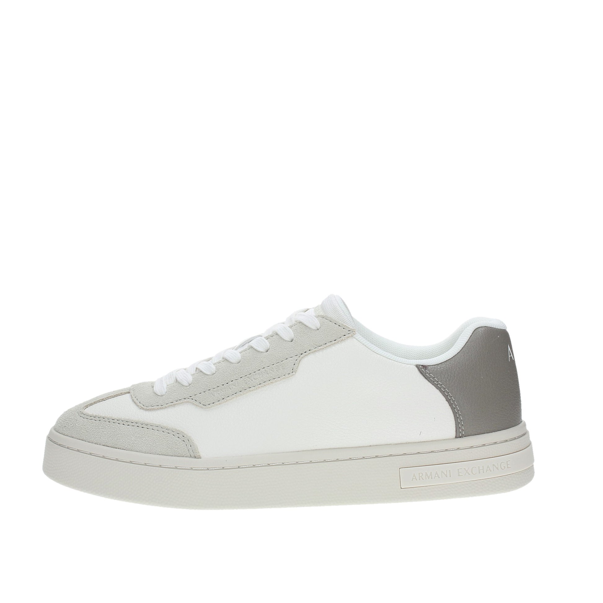Armani Exchange Sneakers XUX250 XV948 - Marylou Shop